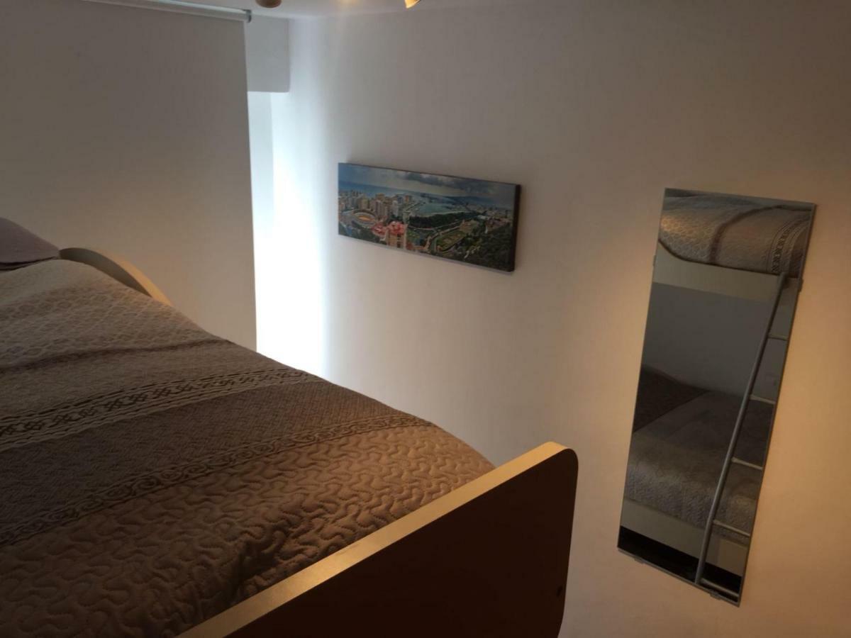 Apartamento Angelinma Apartment Malaga Luaran gambar